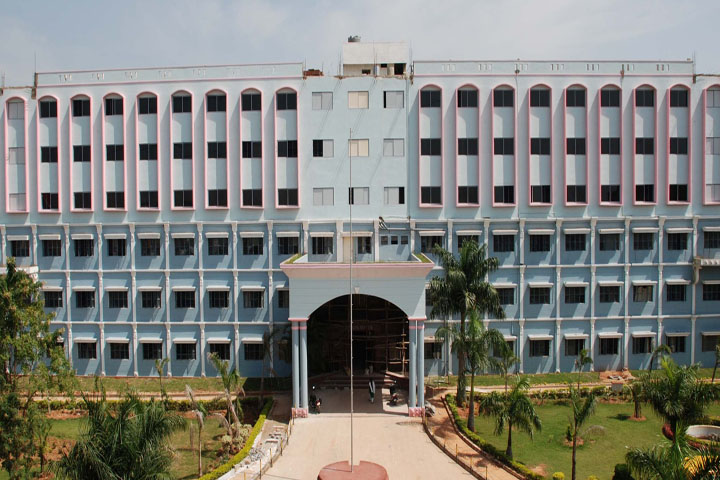 https://cache.careers360.mobi/media/colleges/social-media/media-gallery/12594/2018/11/29/Campus View of SEA College of Nursing, Bangalore_Campus view.jpg